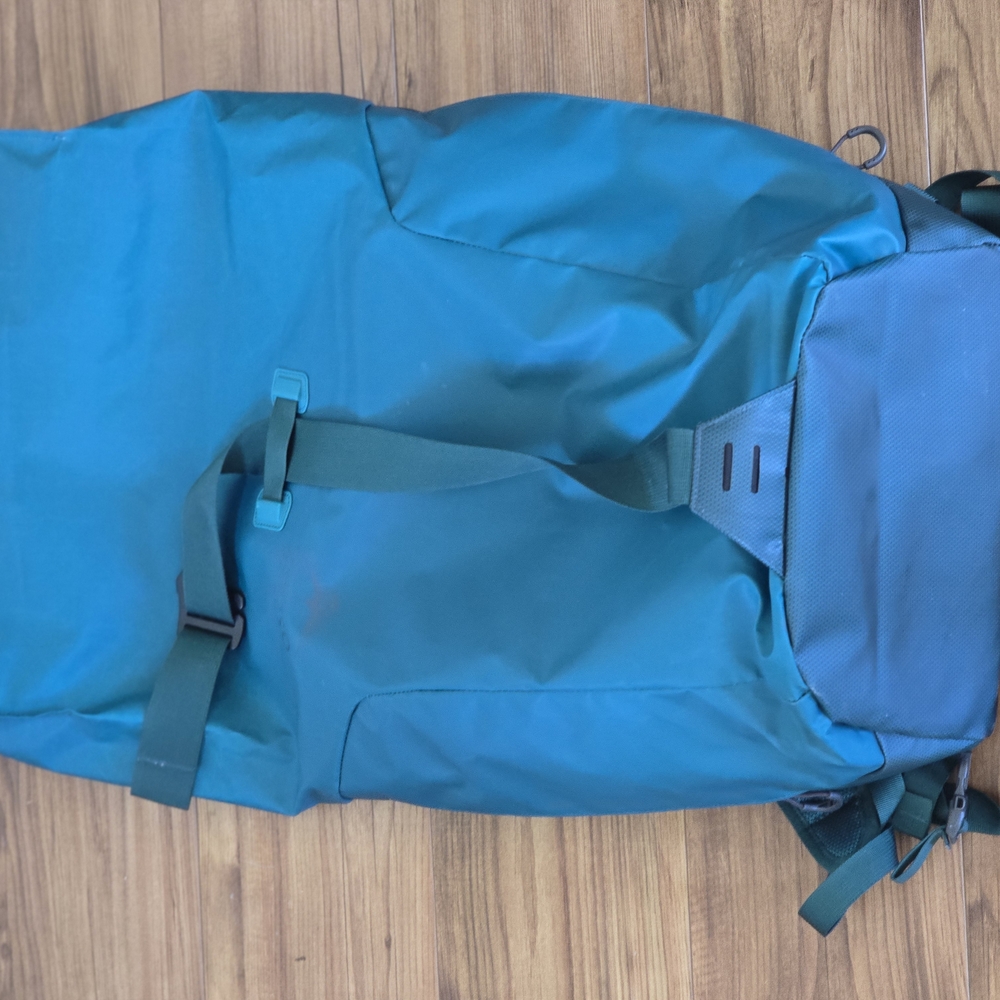 Osprey Transporter 25 L Roll-Top Backpack